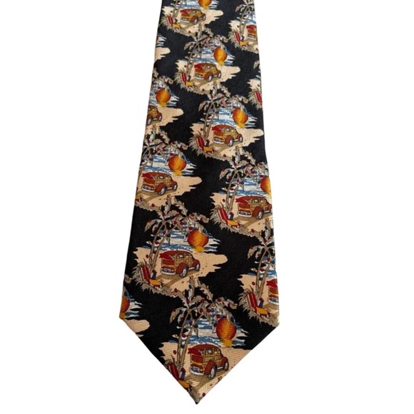 JOHN ASHFORD Mens Beach Scene Christmas Holidays Novelty Silk Tie - Picture 2 of 7